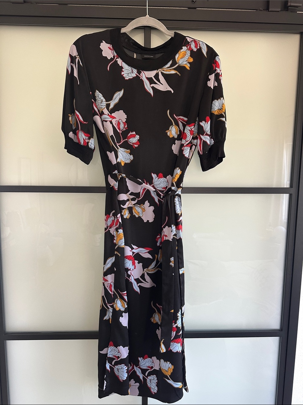 Who What Wear Black Floral Tie-Waist Midi Dress with Red and Cream Accents